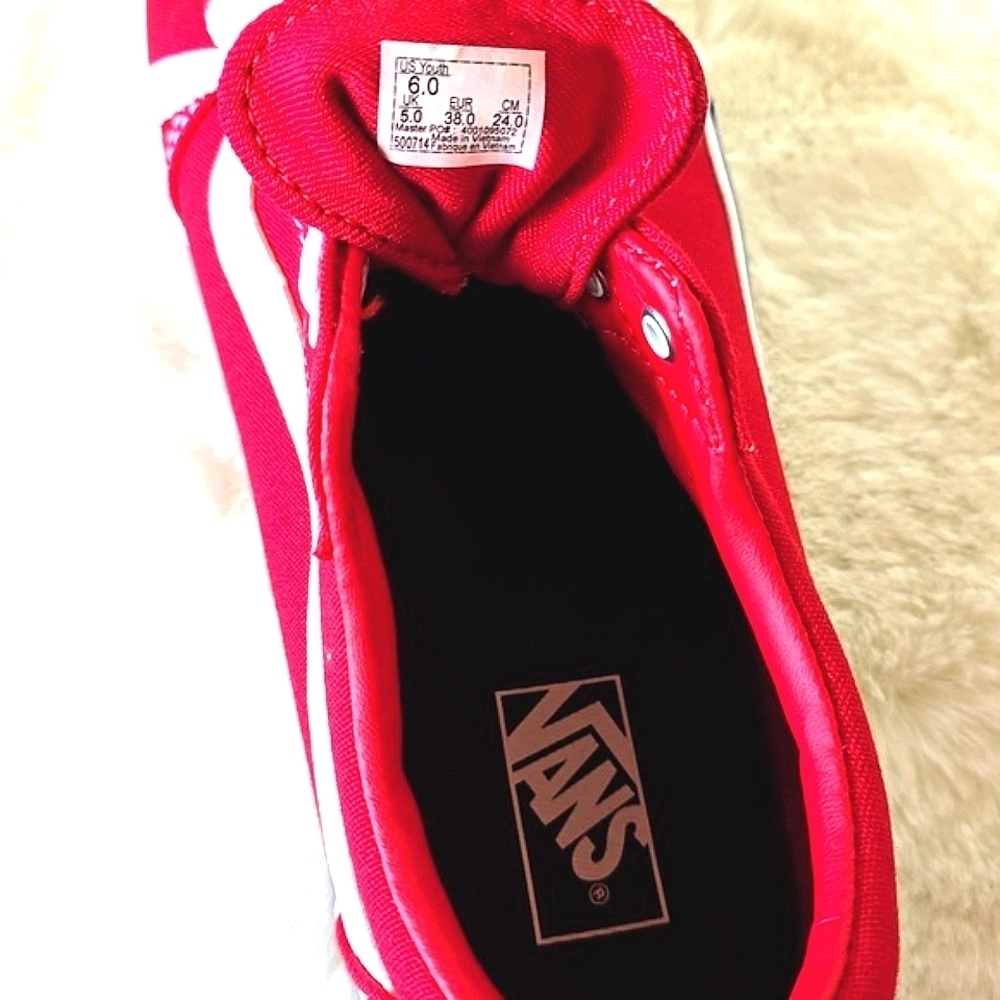 Vans Off The Wall Checkered Sole Red, White and Black - Picture 7 of 7